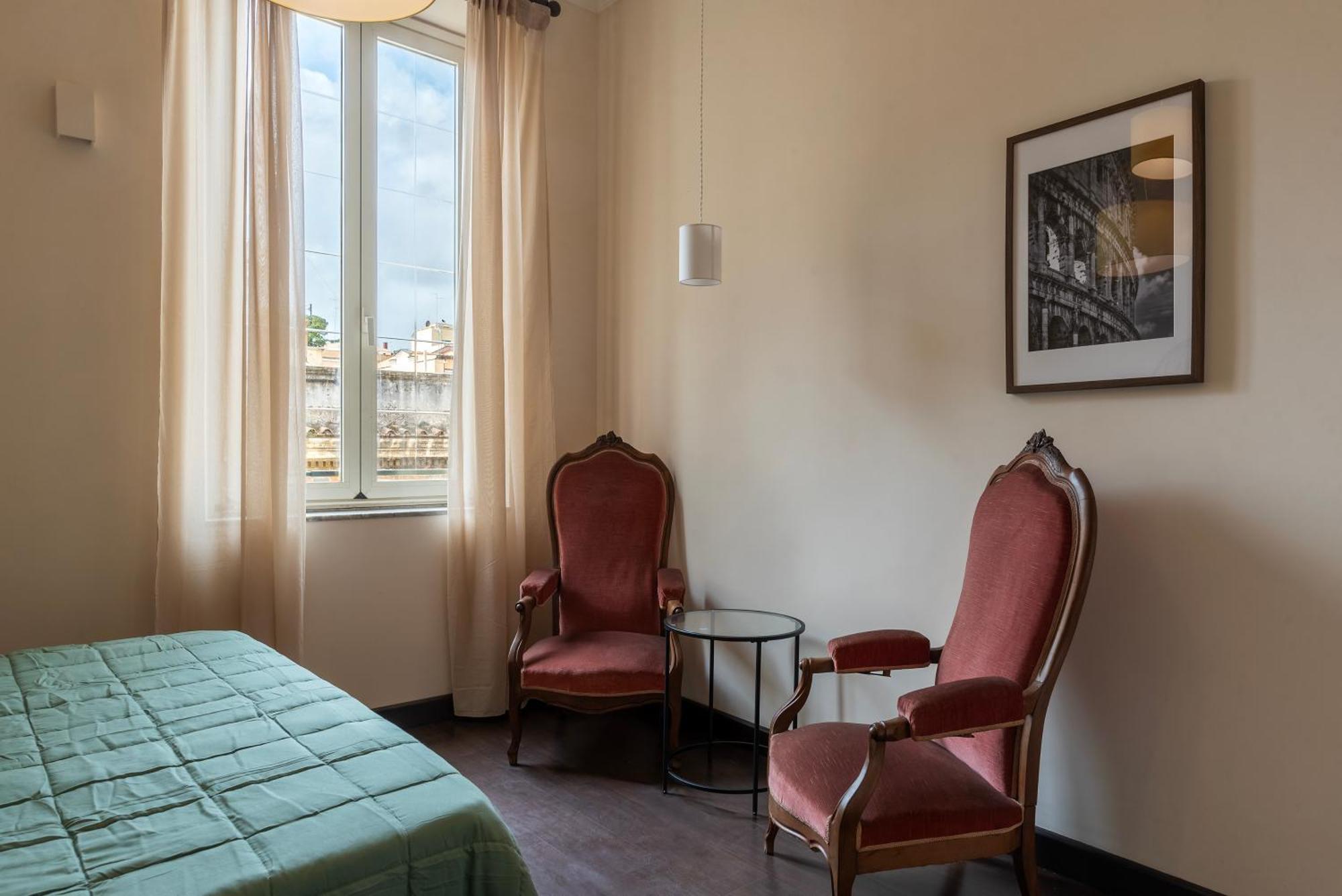 Colosseo & San Clemente Apartment Рим Экстерьер фото